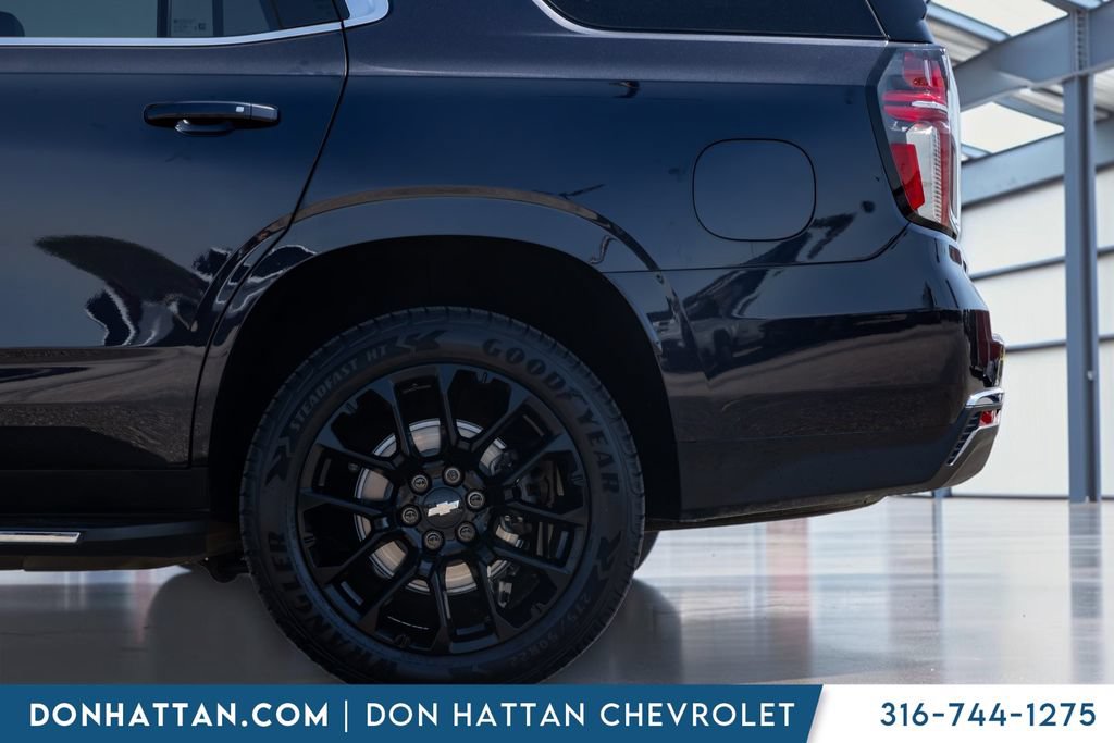 Used 2022 Chevrolet Tahoe LT w/ Luxury Package AWD/4WD image 32