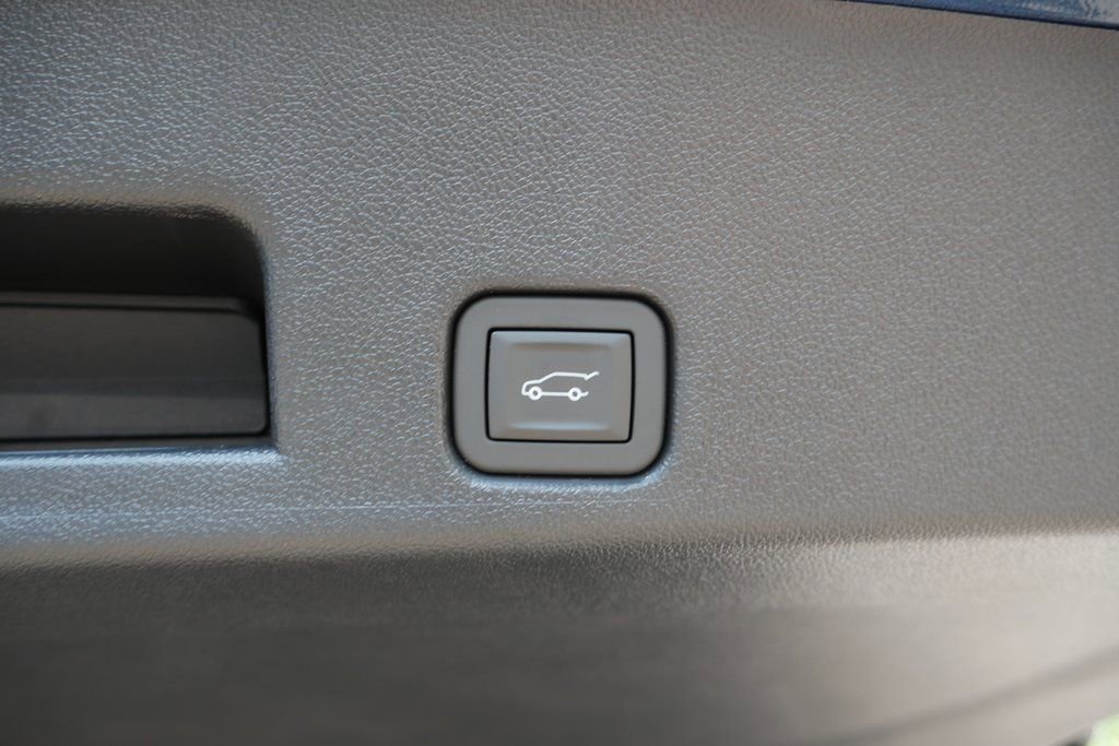 New 2026 Chevrolet Traverse LT w/ Enhanced Driving Package image 28