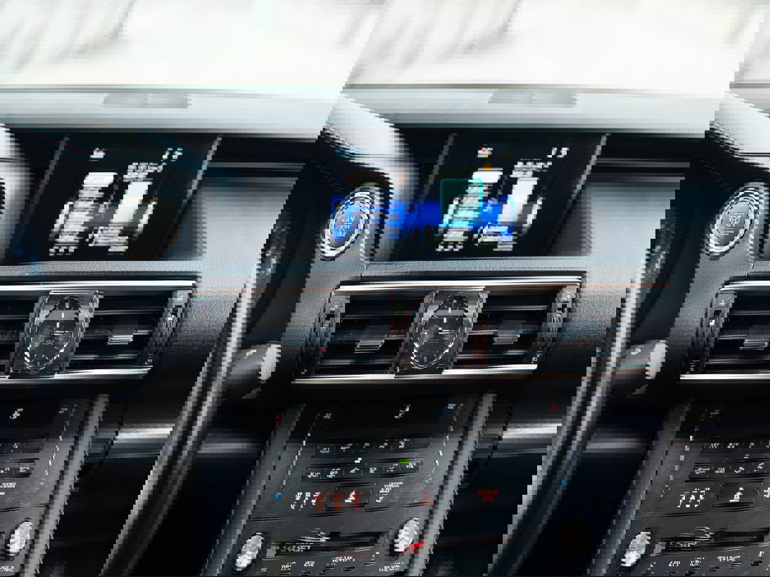 Used 2018 Lexus IS 300 F Sport w/ F Sport Package image 29