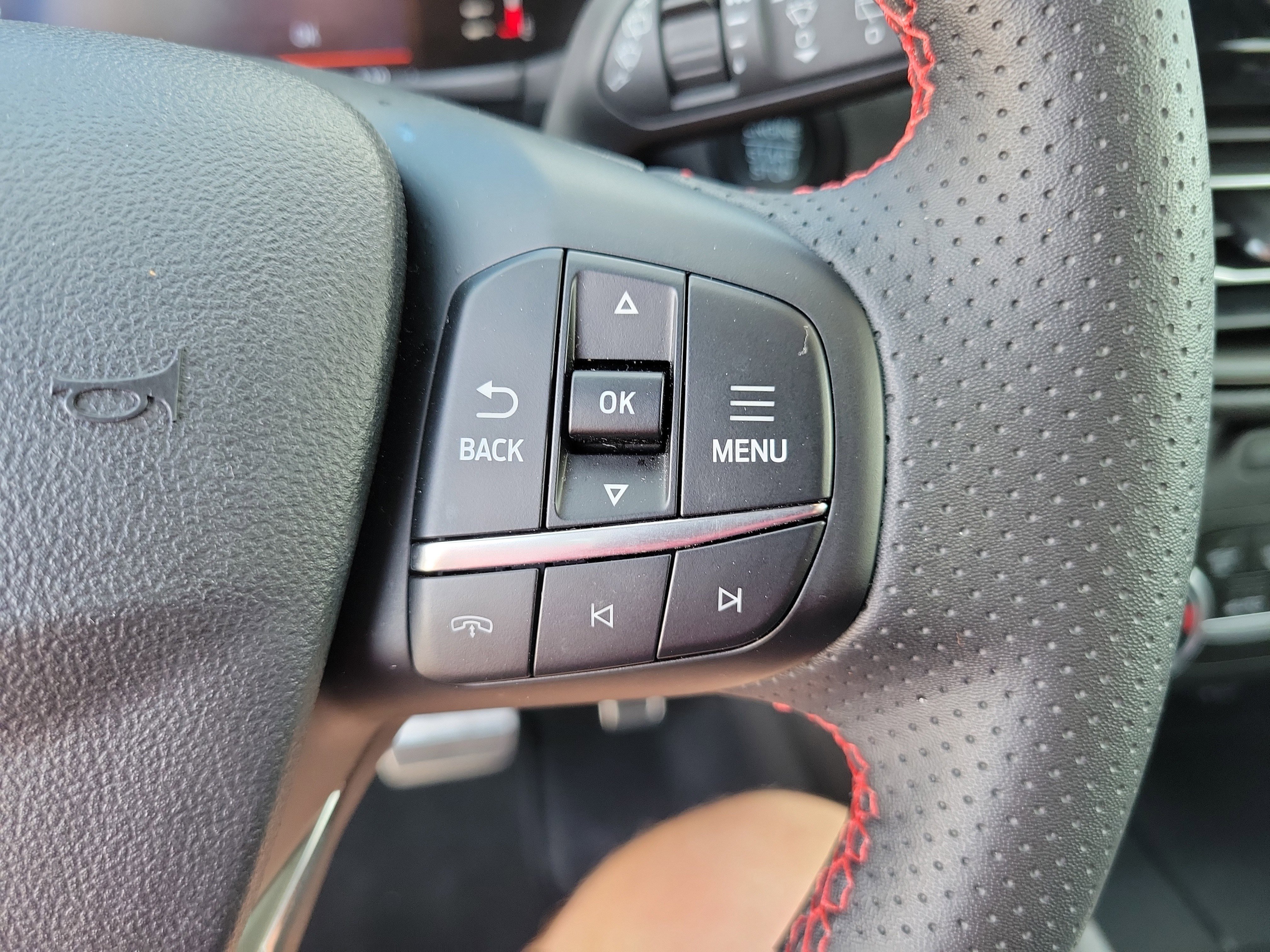 Certified 2024 Ford Escape ST-Line FWD image 32