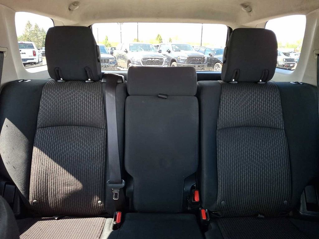 Used 2015 Toyota 4Runner Trail AWD/4WD image 20