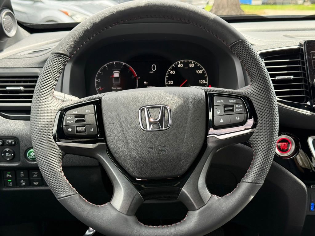 Certified 2026 Honda Ridgeline Black Edition image 25