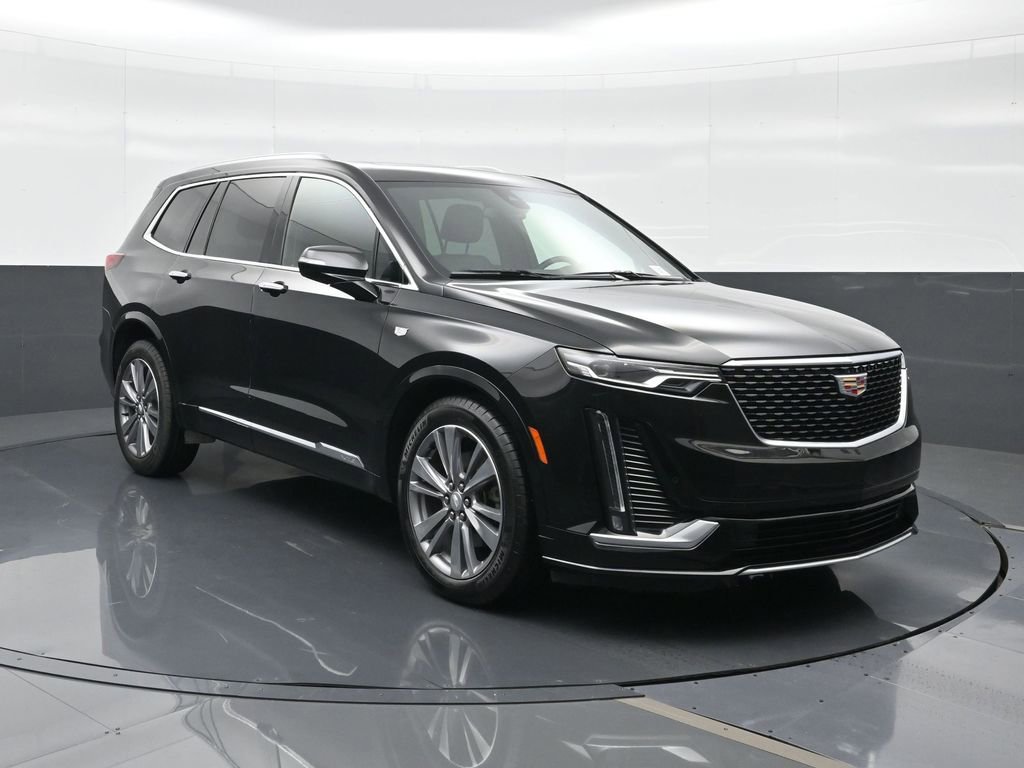 Used 2024 Cadillac XT6 Premium Luxury image 12