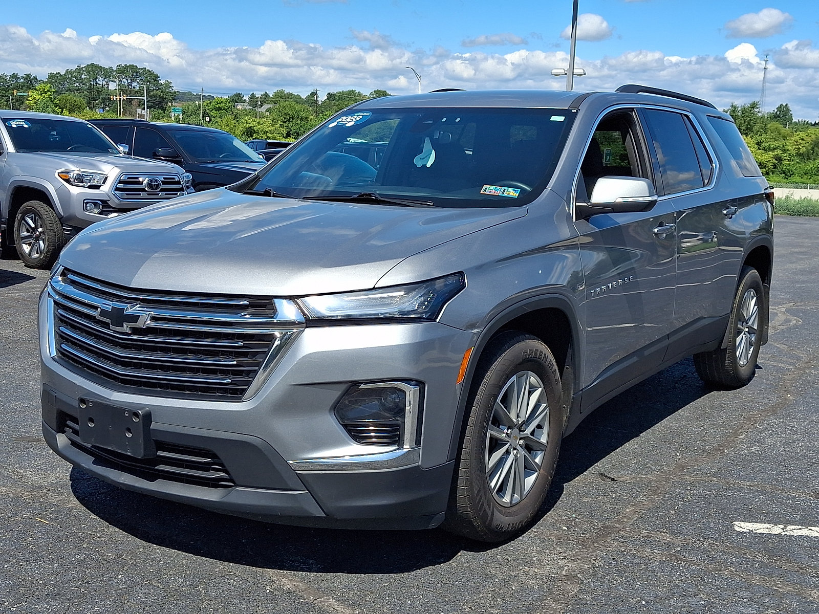 Certified 2023 Chevrolet Traverse LT AWD/4WD image 3