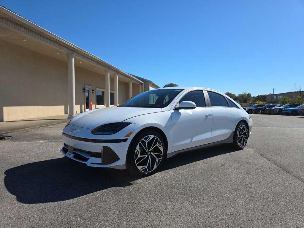 Certified 2025 Hyundai Ioniq 6 SEL image 4