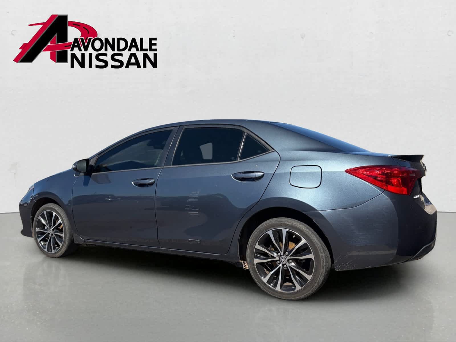Used 2019 Toyota Corolla SE w/ Carpet Mat Package (TMS) FWD image 2