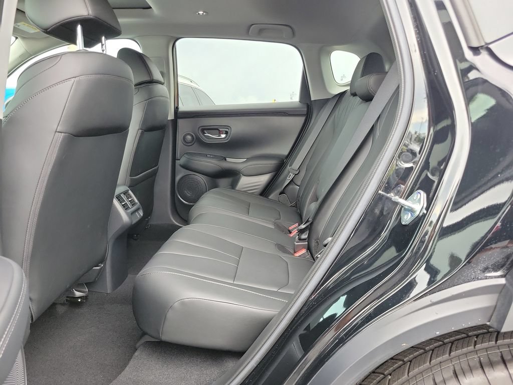 Certified 2025 Acura ADX FWD image 11