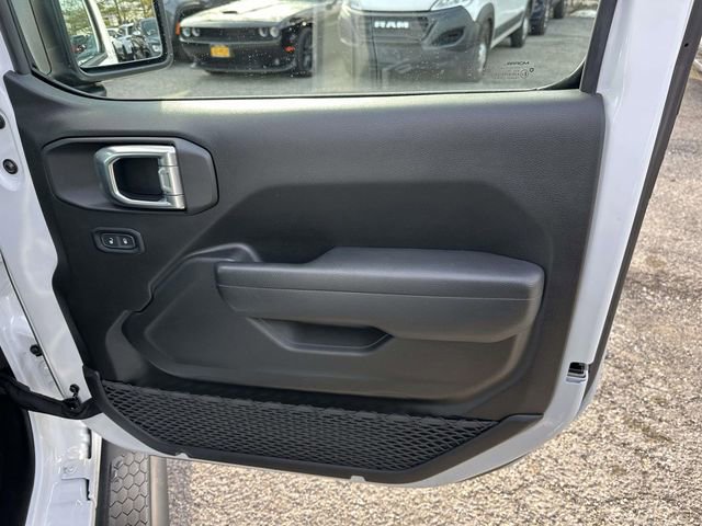 Certified 2025 Jeep Wrangler Sport S image 26