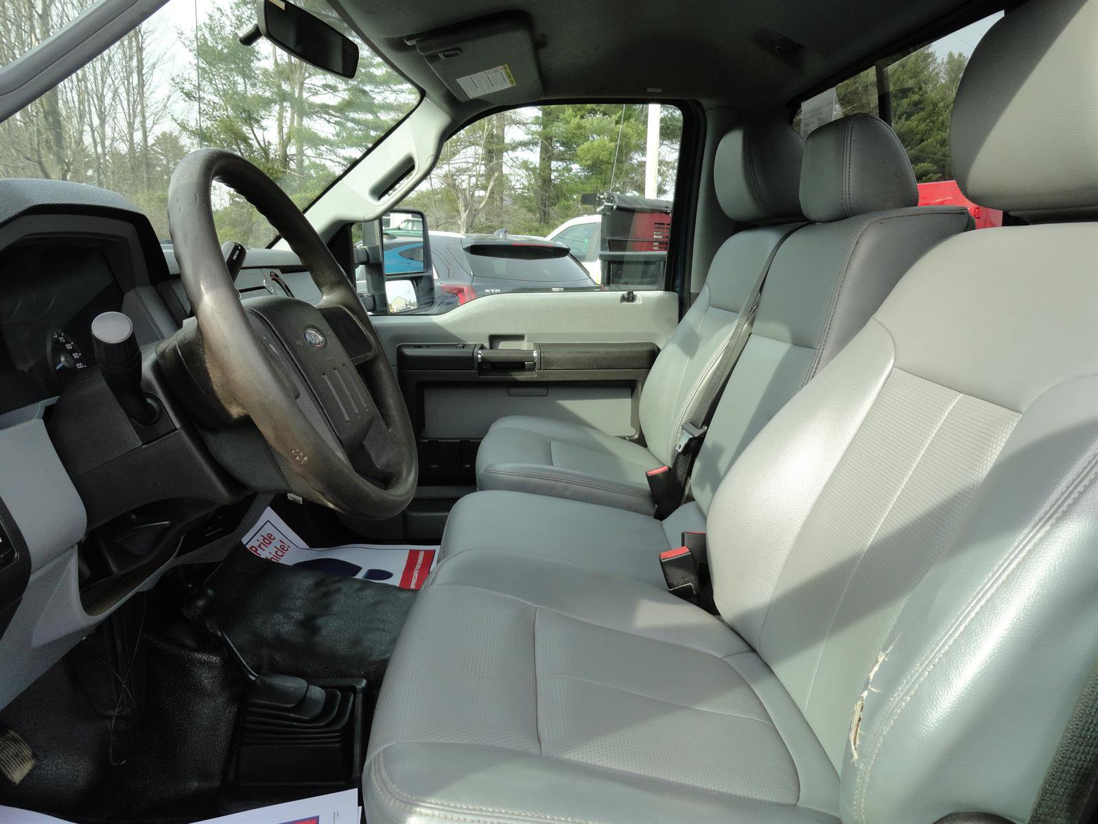 Used 2015 Ford F250 XL w/ Power Equipment Group image 10