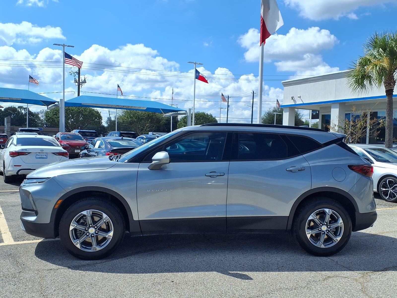 Used 2023 Chevrolet Blazer LT w/ Convenience Package FWD image 24