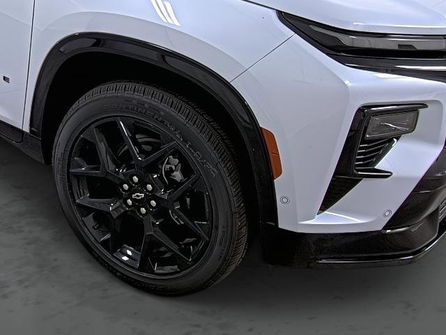 New 2026 Chevrolet Traverse RS w/ LPO, Floor Liner Package image 14