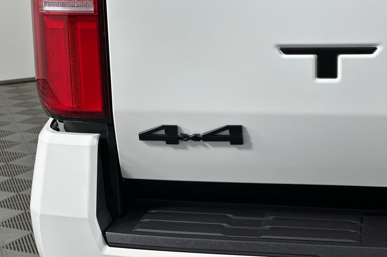 New 2025 Toyota Tacoma TRD Off-Road image 25