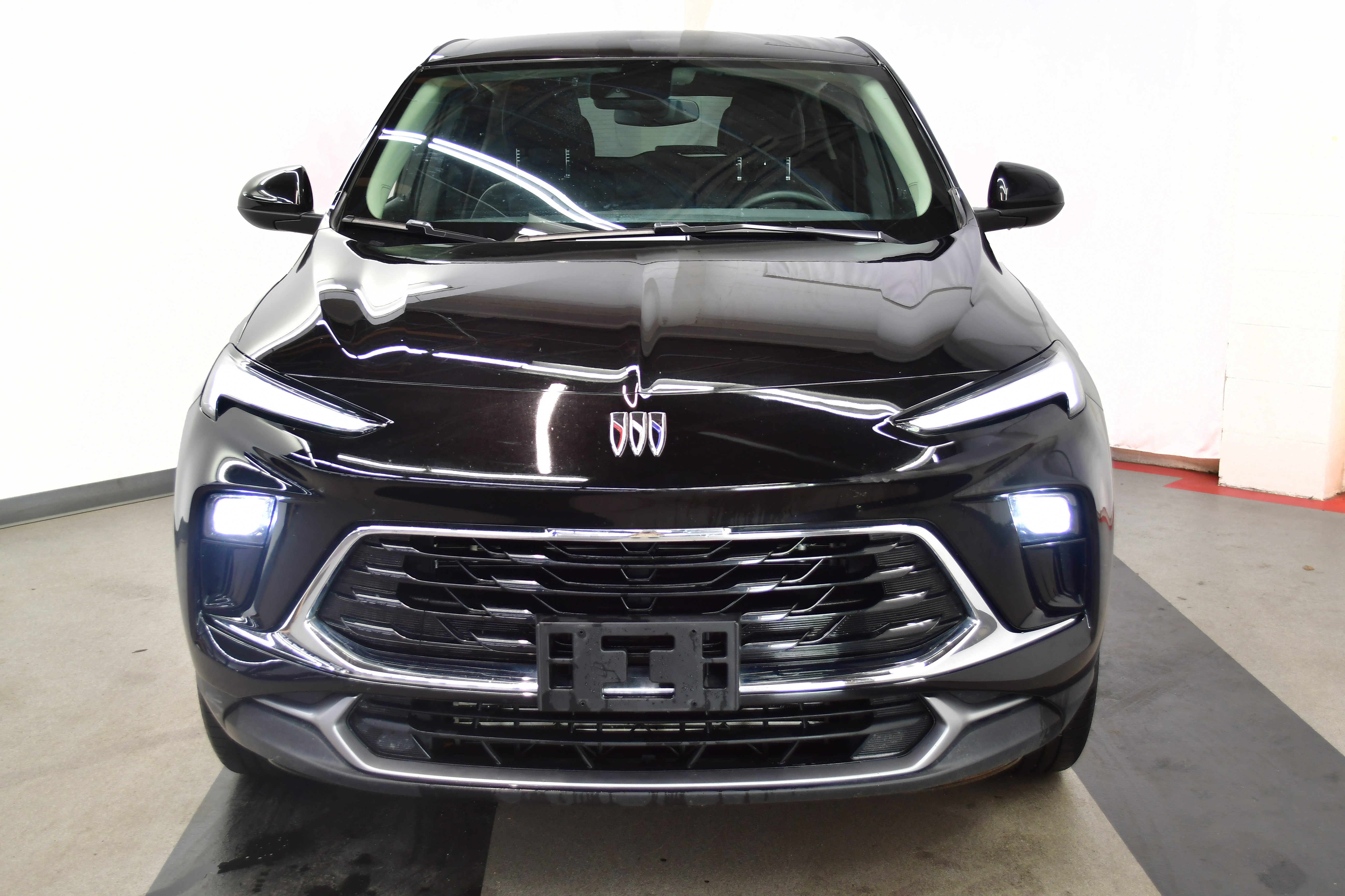 Used 2025 Buick Encore GX Preferred FWD image 3