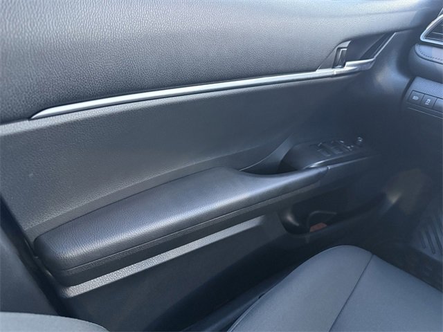 Used 2023 Toyota Camry LE image 31