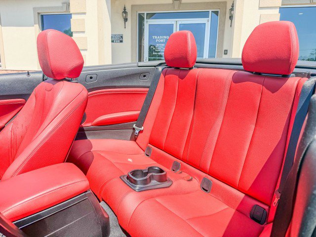 Used 2016 BMW 228i xDrive Convertible image 9
