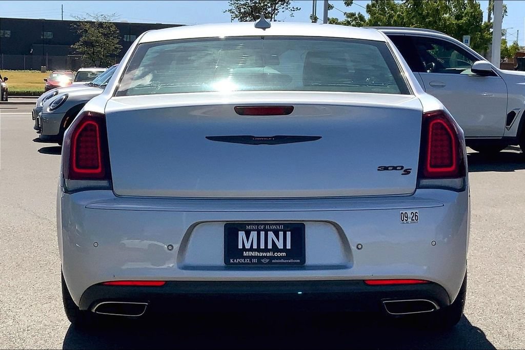 Used 2022 Chrysler 300 S RWD image 4