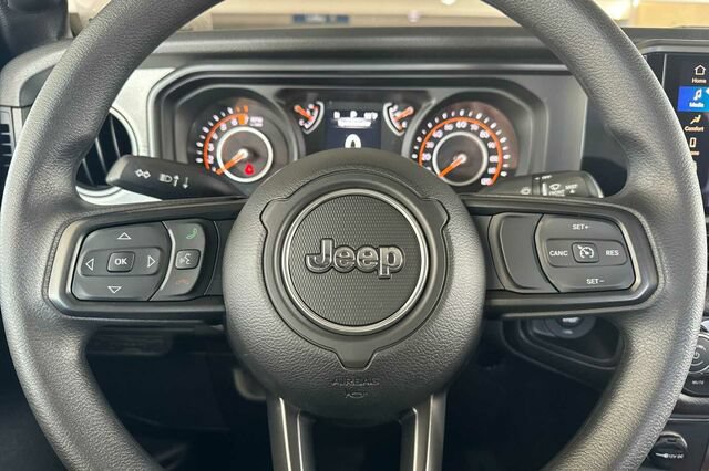 New 2026 Jeep Gladiator Sport AWD/4WD image 19