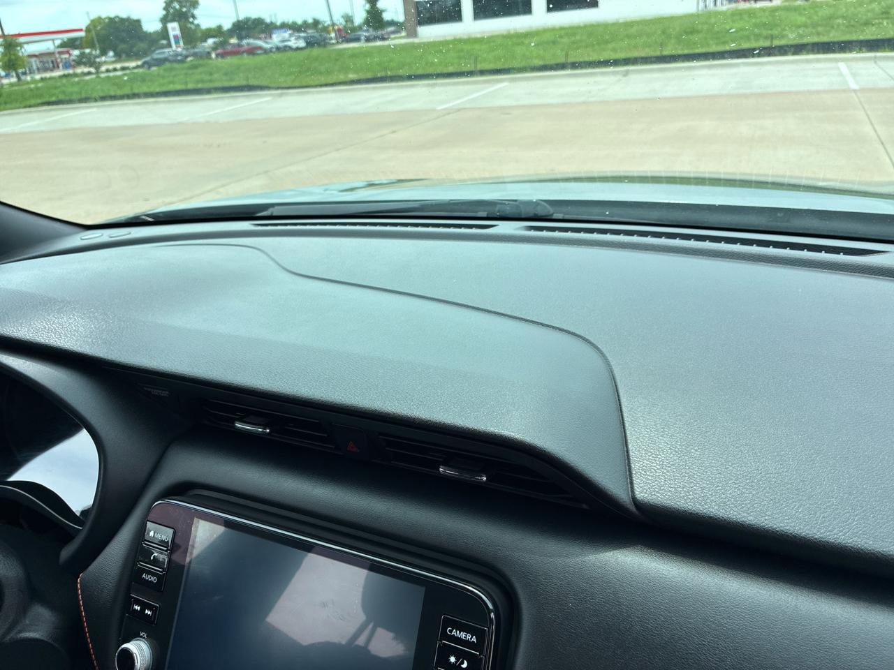 Used 2022 Nissan Kicks SR FWD image 45