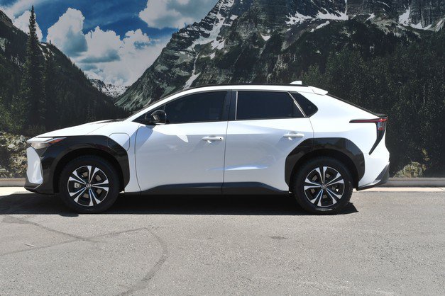 Certified 2024 Toyota bZ4X AWD w/ Weather Package image 7