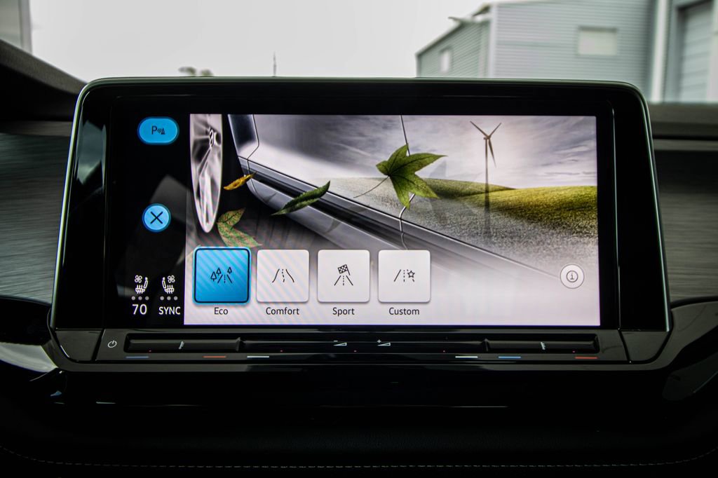 New 2026 Volkswagen Atlas Cross Sport SE FWD image 49