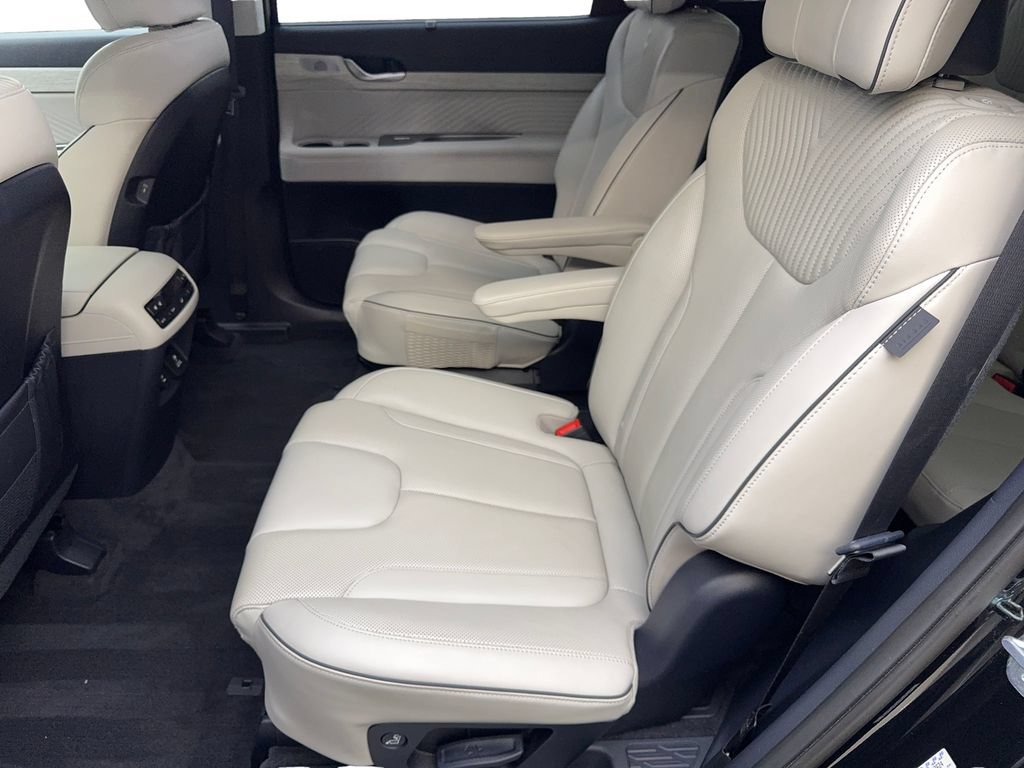 Used 2023 Hyundai Palisade Calligraphy w/ Cargo Package AWD/4WD image 31