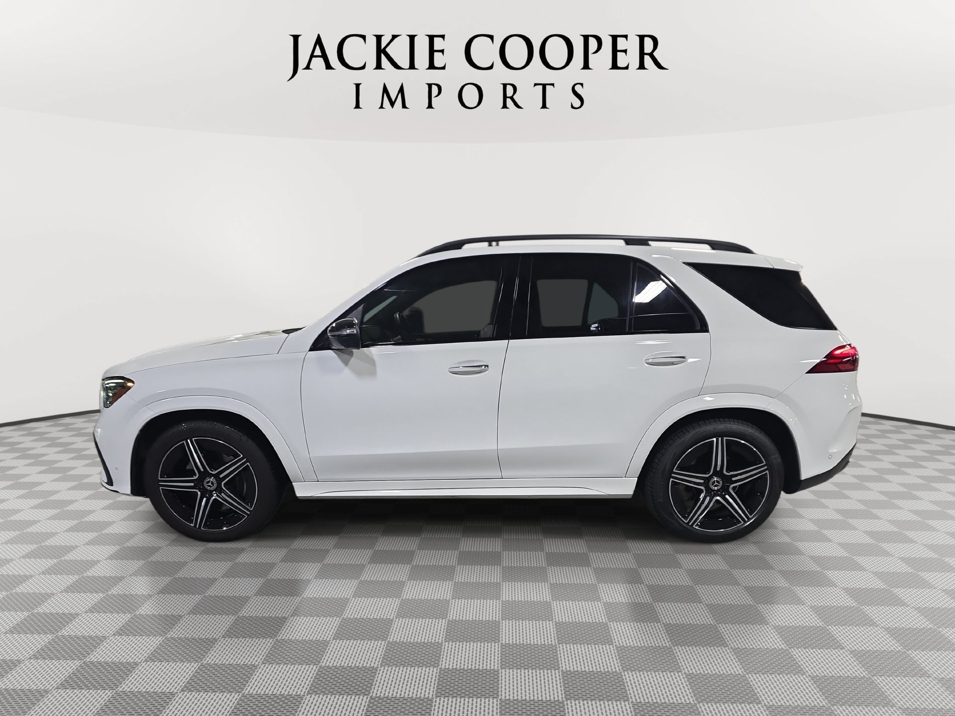 Used 2024 Mercedes-Benz GLE 450 4MATIC image 8