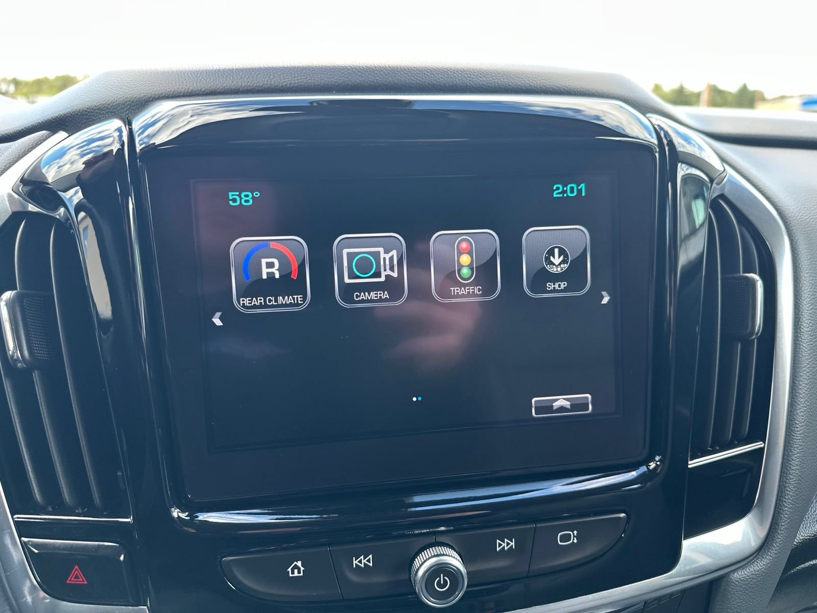 Used 2018 Chevrolet Traverse Premier AWD/4WD image 54
