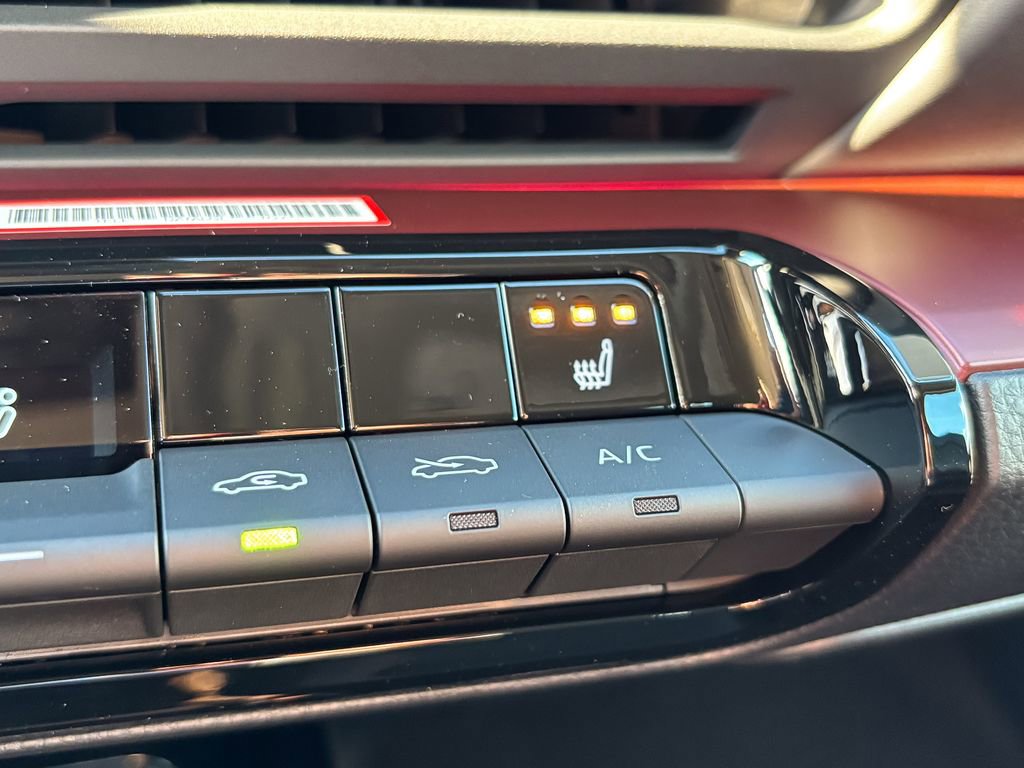 New 2026 Toyota Prius XSE FWD image 15