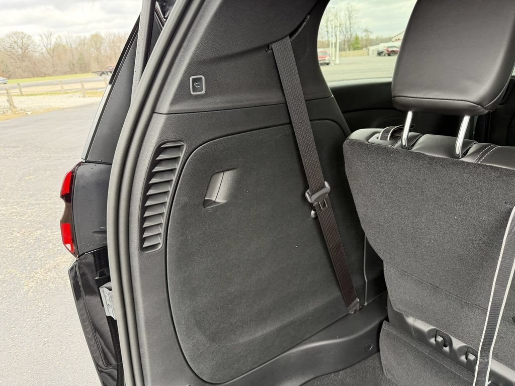 New 2026 Chrysler Pacifica Select w/ S Appearance Package FWD image 11
