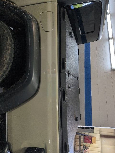 Used 2022 Jeep Gladiator Rubicon image 7