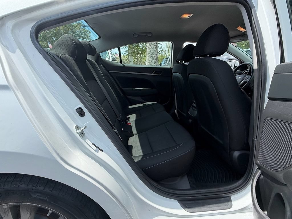 Used 2018 Hyundai Elantra SEL w/ Cargo Package FWD image 10