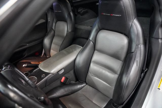 Used 2011 Chevrolet Corvette Grand Sport w/ Preferred Equipment Group RWD image 4