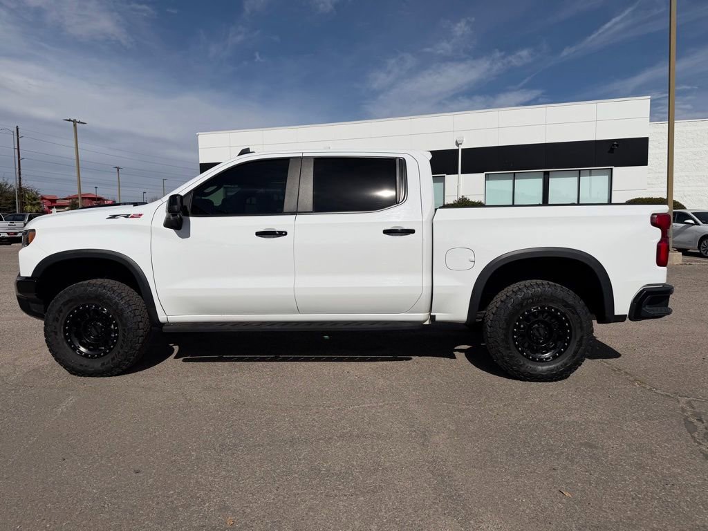 Used 2023 Chevrolet Silverado 1500 ZR2 w/ Technology Package image 8