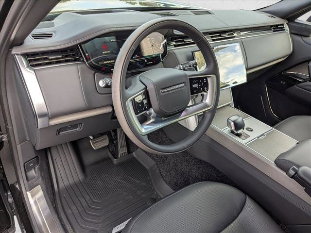 New 2026 Land Rover Range Rover SV AWD/4WD image 3