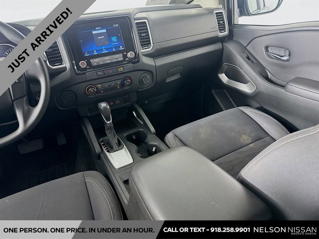 Used 2024 Nissan Frontier SV w/ Technology Package image 21