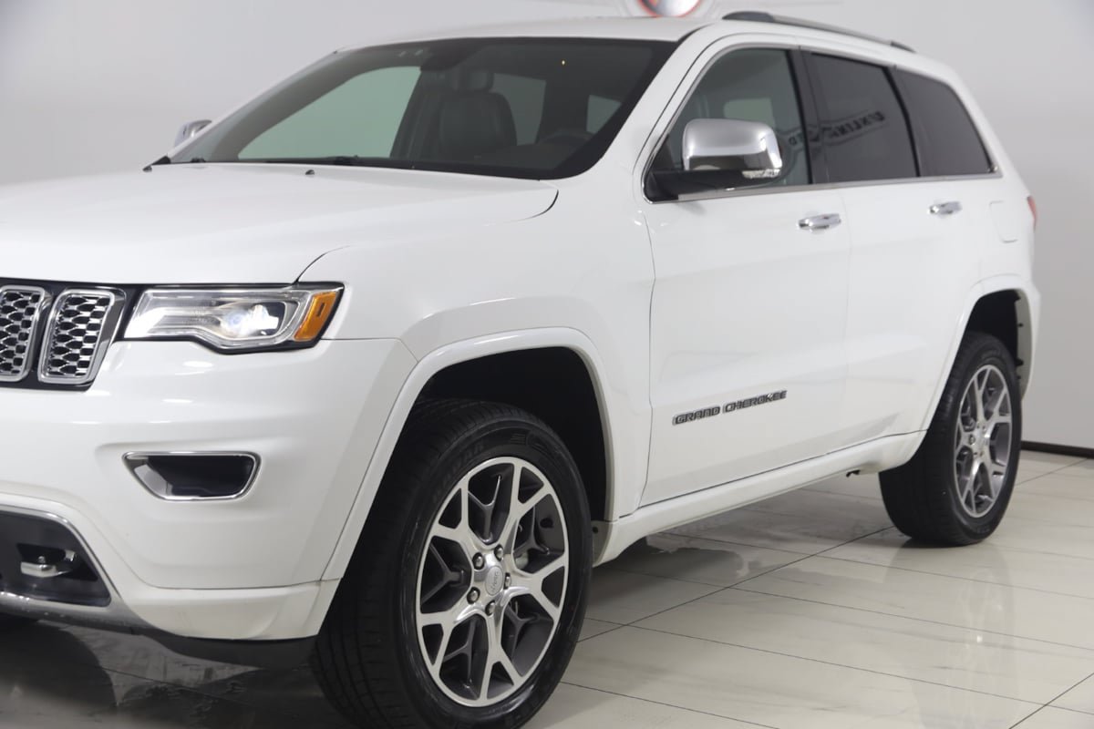 Used 2021 Jeep Grand Cherokee Overland AWD/4WD image 47