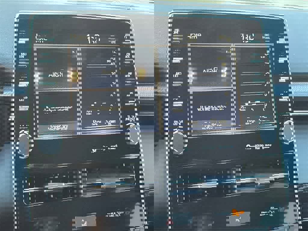 Used 2021 Toyota Avalon XSE image 26