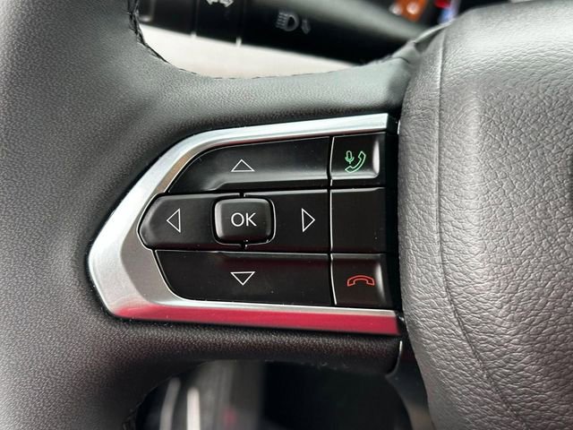 Used 2024 Jeep Compass Limited image 17