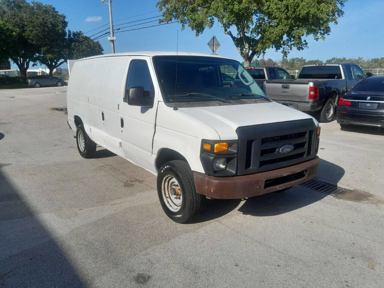 Used 2012 Ford E-250 and Econoline 250 w/ PWR Group image 2