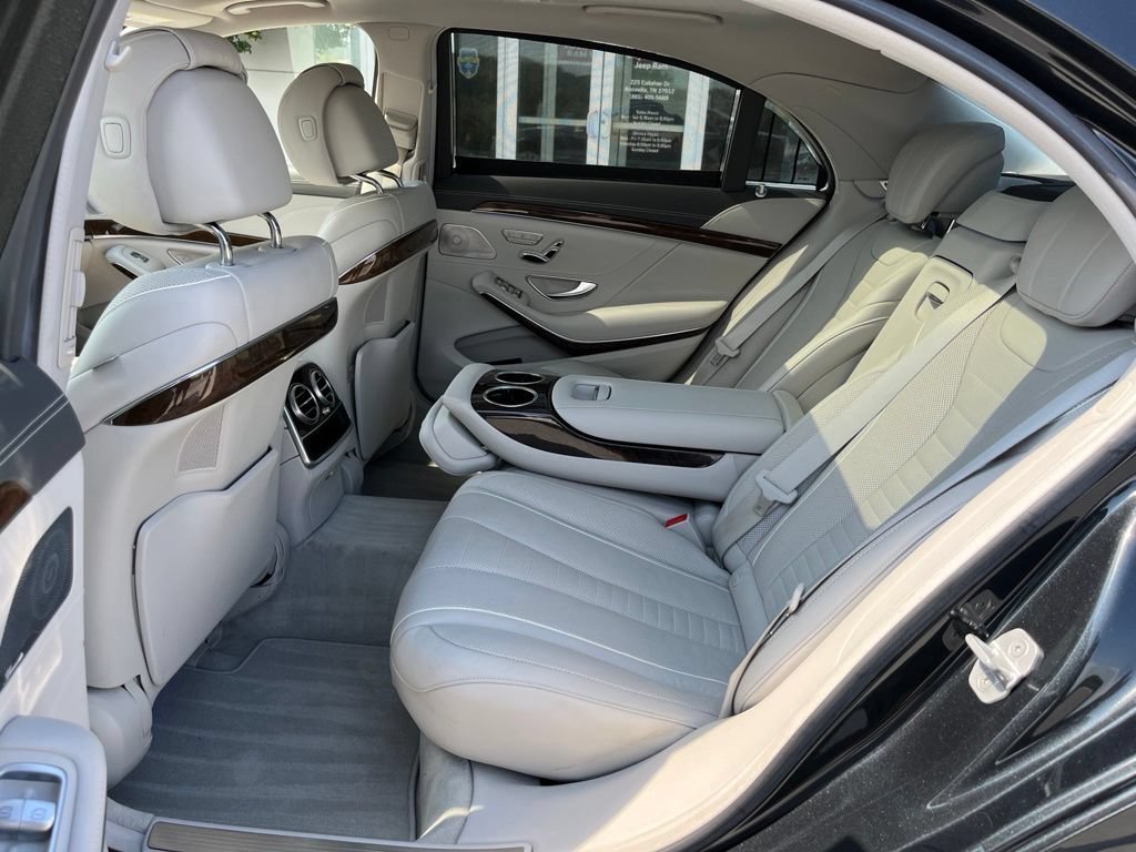 Used 2015 Mercedes-Benz S 550 Sedan image 16