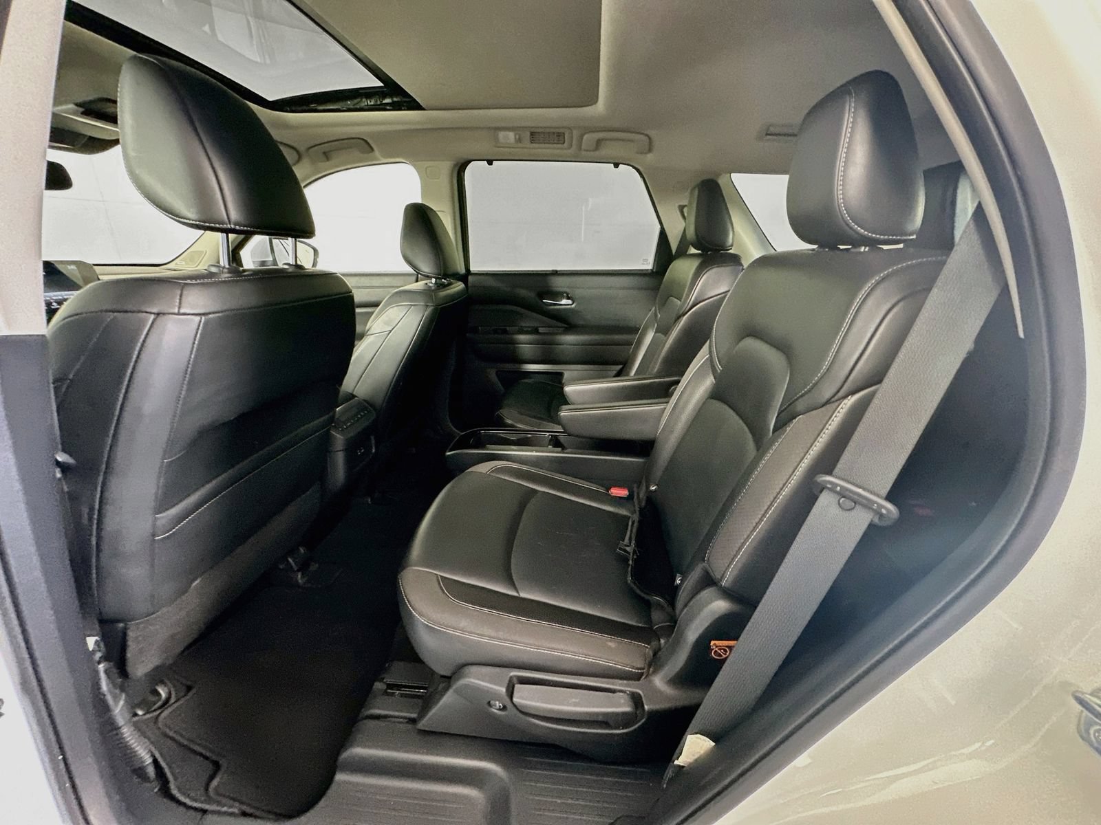 Certified 2022 Nissan Pathfinder SL w/ SL Premium Package FWD image 22