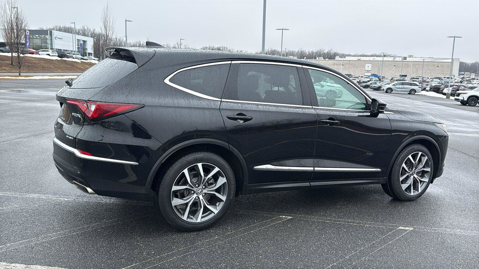 Used 2023 Acura MDX SH-AWD w/ Technology Package image 5