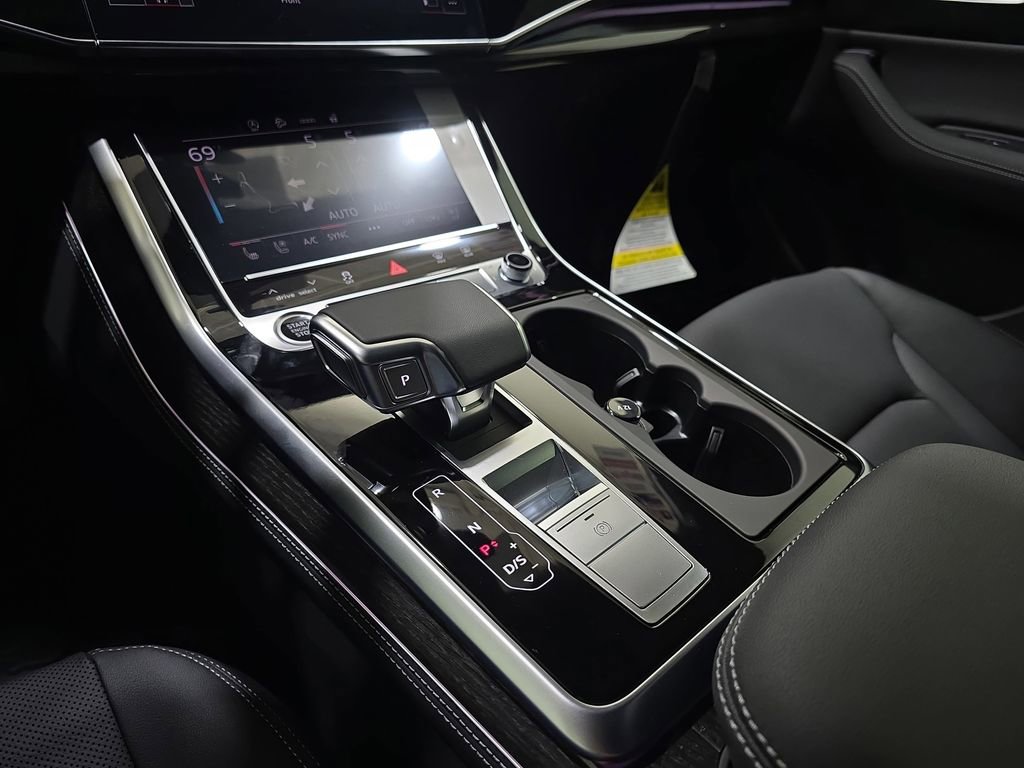 New 2026 Audi Q8 Premium Plus AWD/4WD image 25