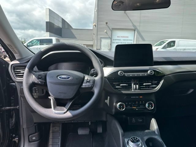 Used 2025 Ford Escape Active AWD/4WD image 16