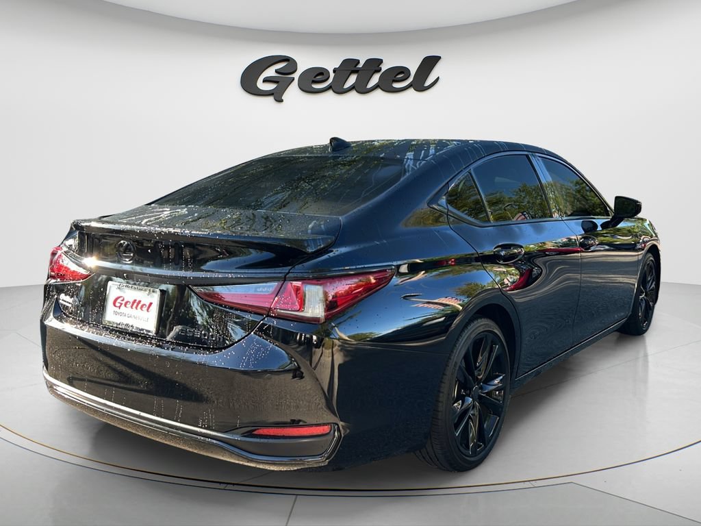 Used 2024 Lexus ES 300h F Sport w/ Accessory Package (Z2) FWD image 5