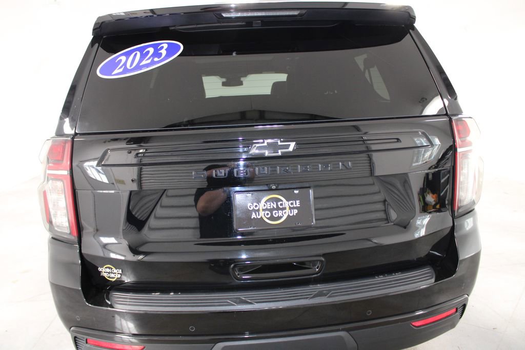 Used 2023 Chevrolet Suburban Z71 w/ Luxury Package image 9