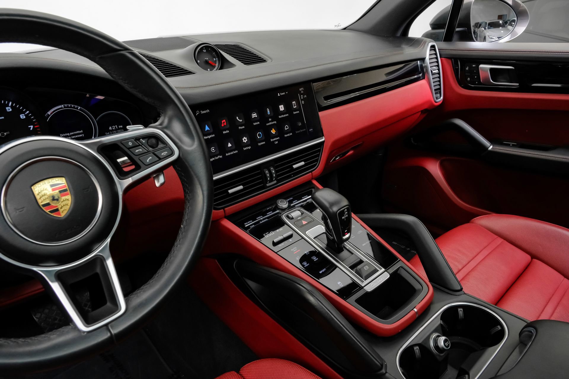 Used 2023 Porsche Cayenne Platinum Edition image 27