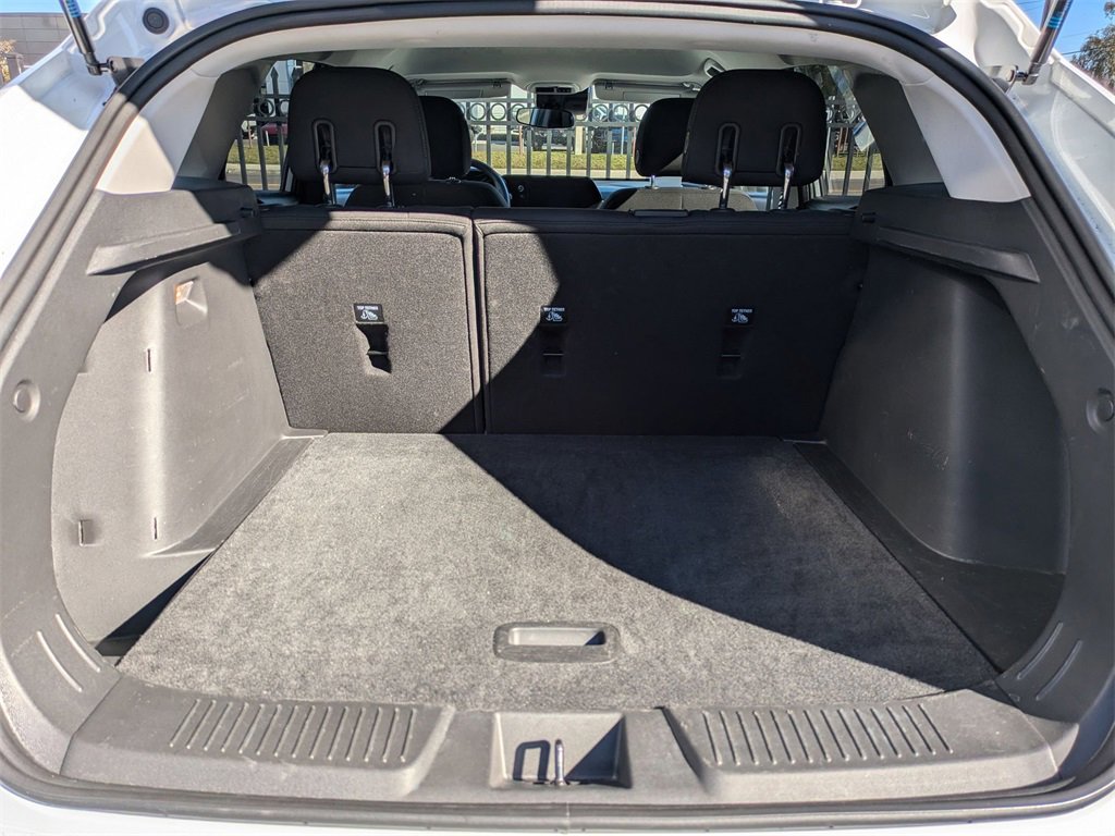 Used 2025 Chevrolet Trax LS image 27