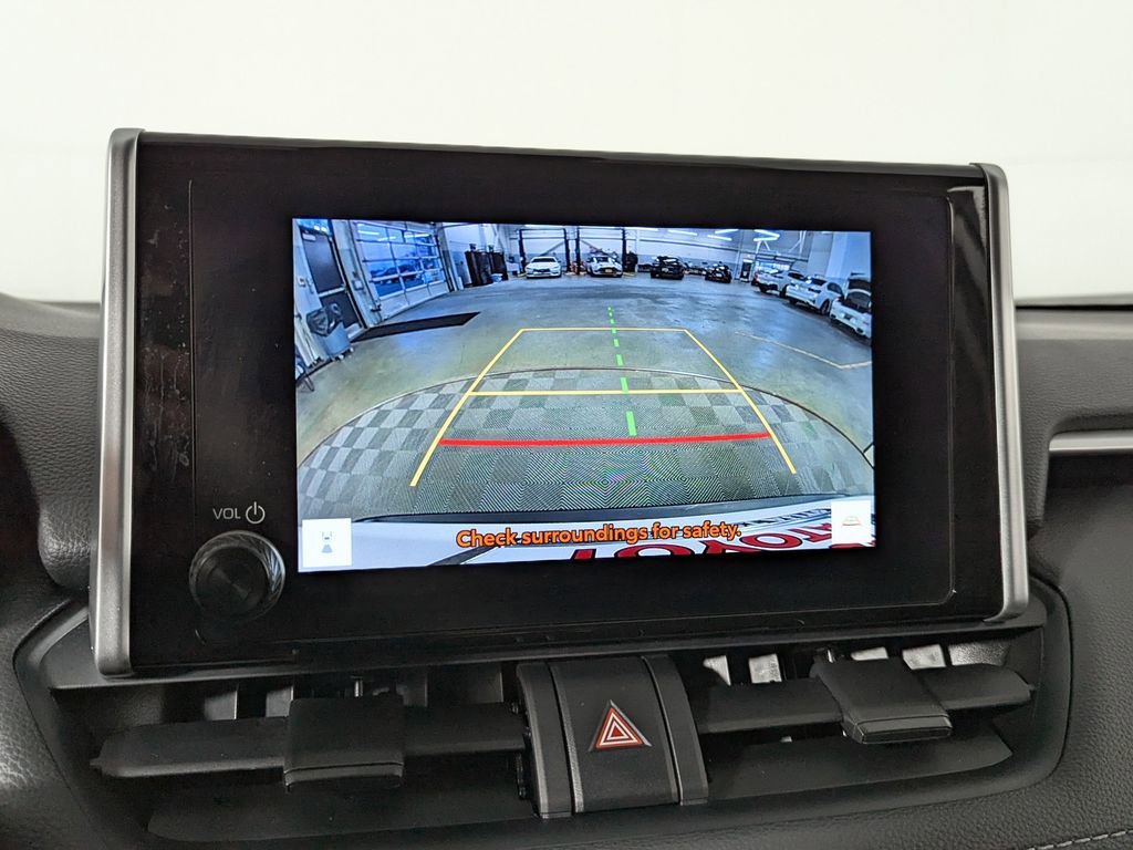 Used 2025 Toyota RAV4 LE image 29