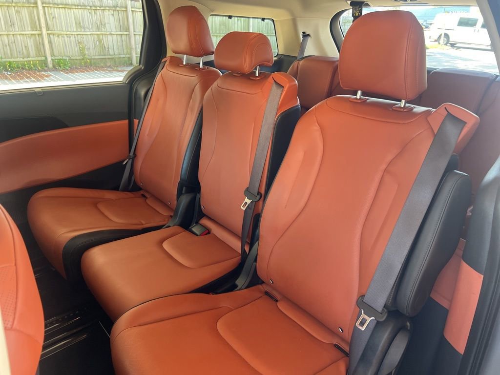Certified 2024 Kia Carnival SX image 8